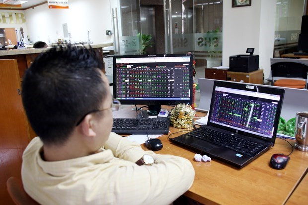 Foreign investors net buy over 1.64 trillion VND on UPCoM in first half hinh anh 1