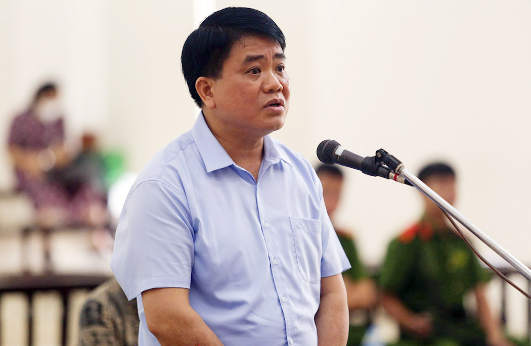 Ông Nguyễn Đức Chung được đề nghị giảm án sau khi nộp 85 bằng khen