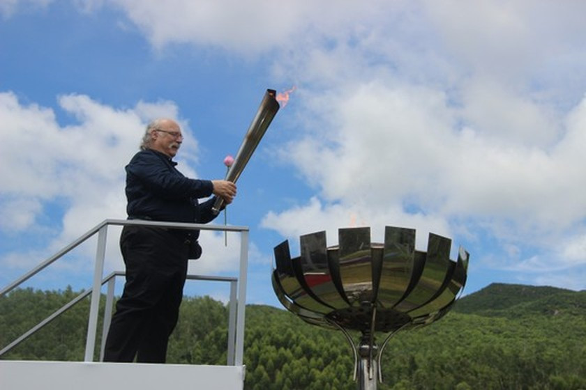 Nobel Prize laureate lights torch at int’l scientific conference in Quy Nhon ảnh 4