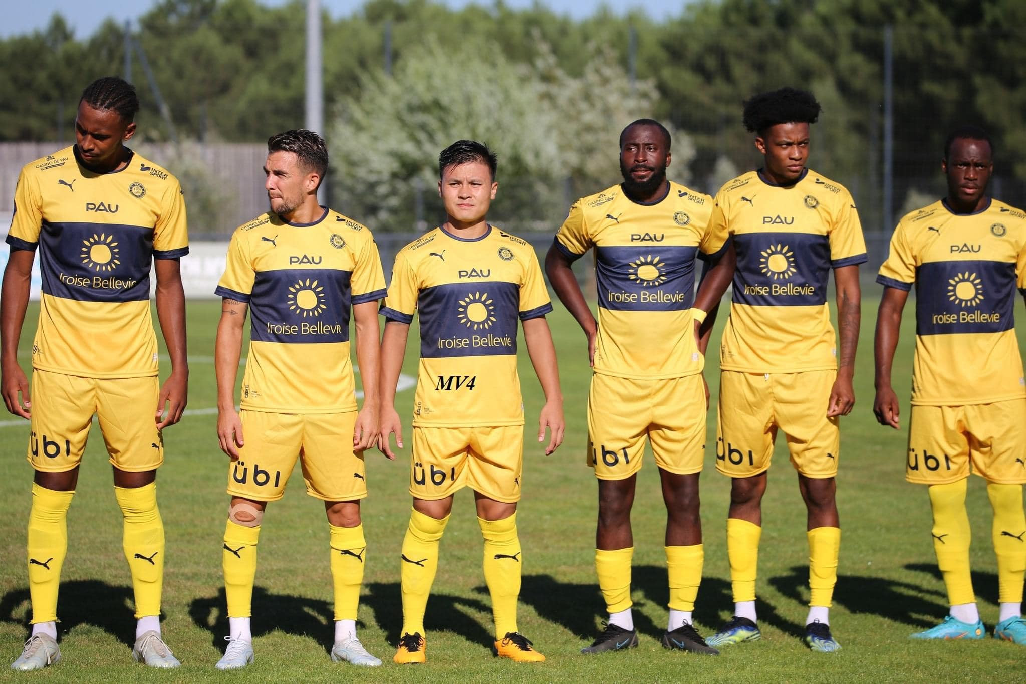 Pau FC đấu Toulouse: Quang Hải trở thành tâm điểm