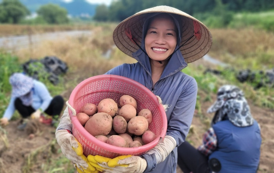 Mẹ đơn thân lấy chồng Hàn: Hôn nhân tốt đẹp nhưng rất nhớ con