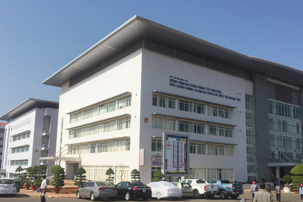 Nối thành công dương vật bị đứt lìa 6 tiếng cho thanh niên ở Đắk Lắk