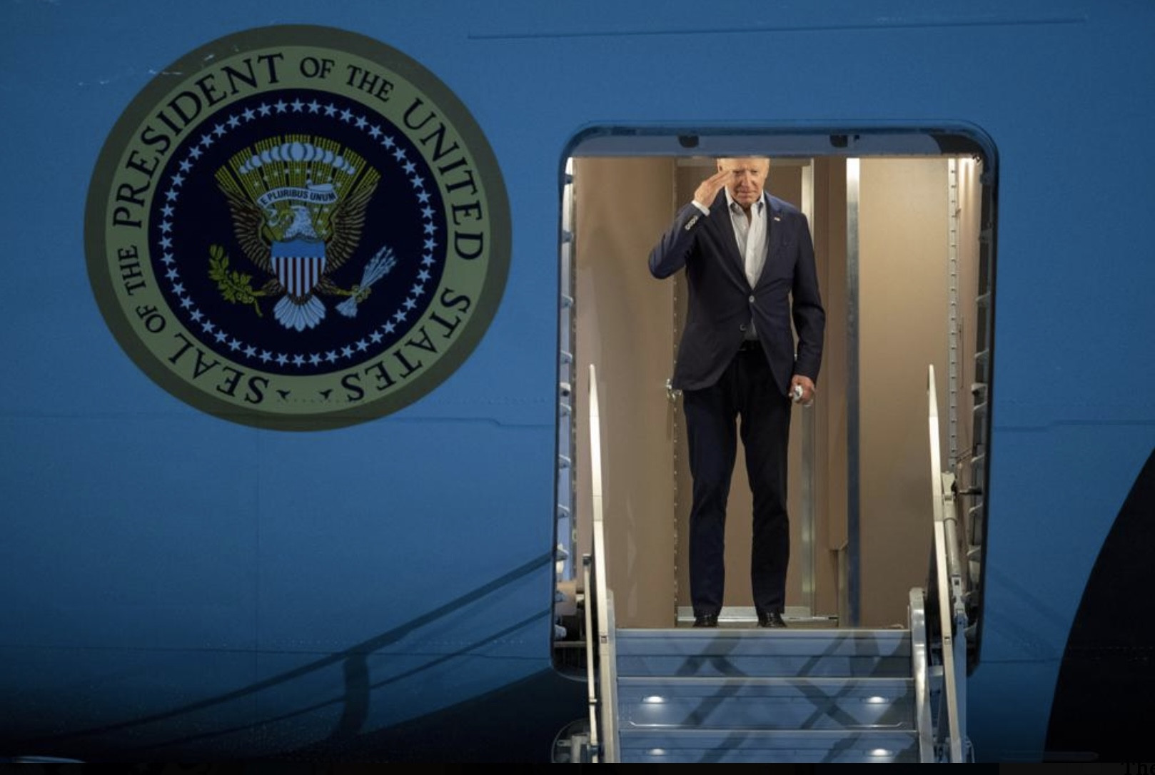 Tổng thống Mỹ tới Israel, bắt đầu chuyến công du Trung Đông