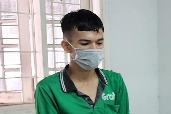 Khởi tố tài xế xe công nghệ bỏ túi trăm triệu từ mua bán tài khoản ngân hàng