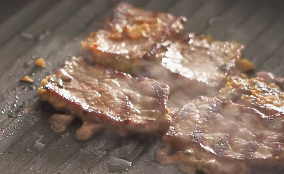 Cách ướp thịt bò nướng Hàn Quốc