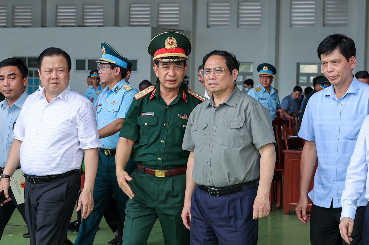 Thủ tướng: Sớm bàn giao đất quốc phòng để khởi công nhà ga T3 sân bay Tân Sơn Nhất