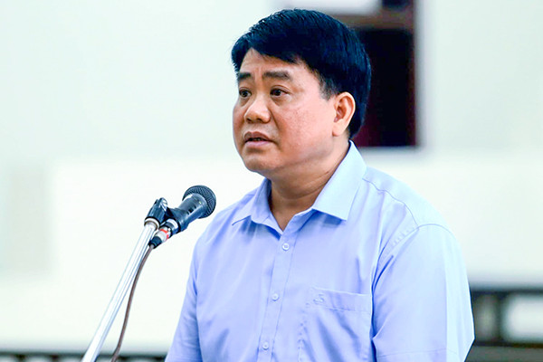 Ông Nguyễn Đức Chung nêu bệnh tình rất nặng, tòa tuyên giảm án