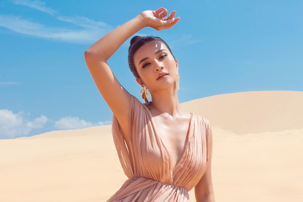 Kim Tuyến ngày càng gợi cảm, mạnh mẽ