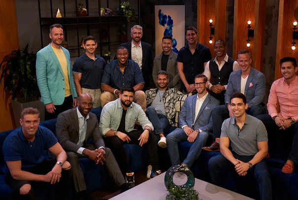 Thí sinh show hẹn hò tố bị nhà sản xuất chuốc rượu, bỏ đói