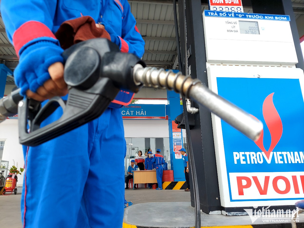 Lo nguồn cung bất ổn, Bộ Tài chính đề xuất giảm thuế nhập khẩu xăng