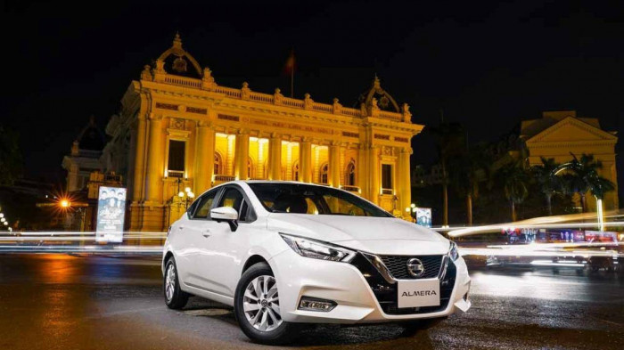 Tăng giá 10 triệu, Nissan Almera mới có hết bị hấp hơi?