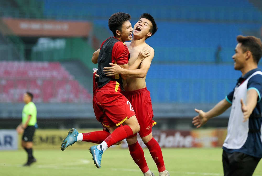 Video bàn thắng U19 Việt Nam 1-1 U19 Thái Lan (pen 5-3)