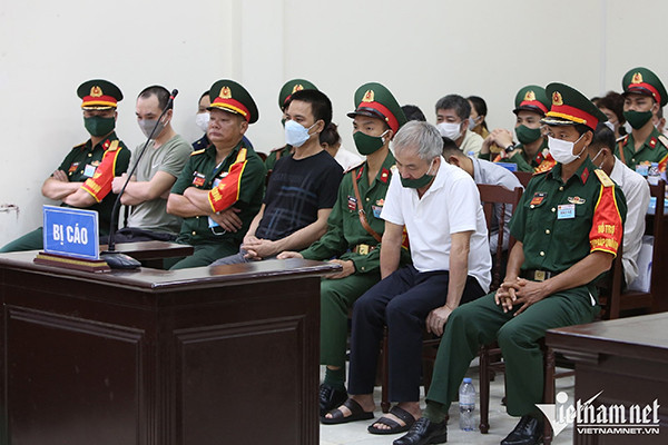 Cựu tướng quân đội vụ buôn lậu xăng: Hữu đưa tiền để tiêu, không thỏa thuận phải làm gì