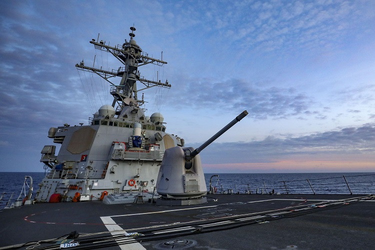 Sức mạnh chiến hạm Mỹ vừa ‘hoạt động tự do hàng hải’ trên Biển Đông