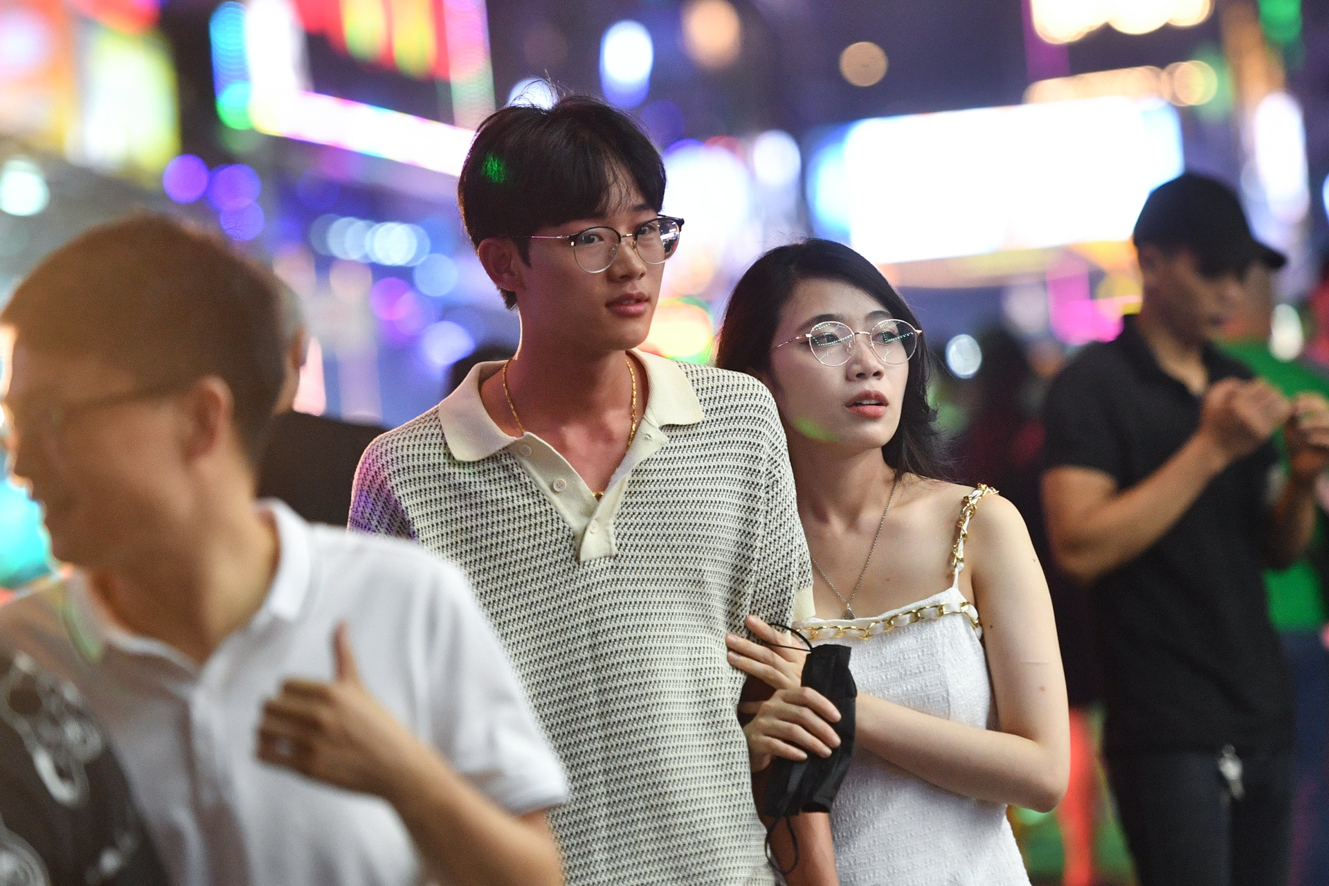 Pho Bui Vien dong nghit nguoi anh 8