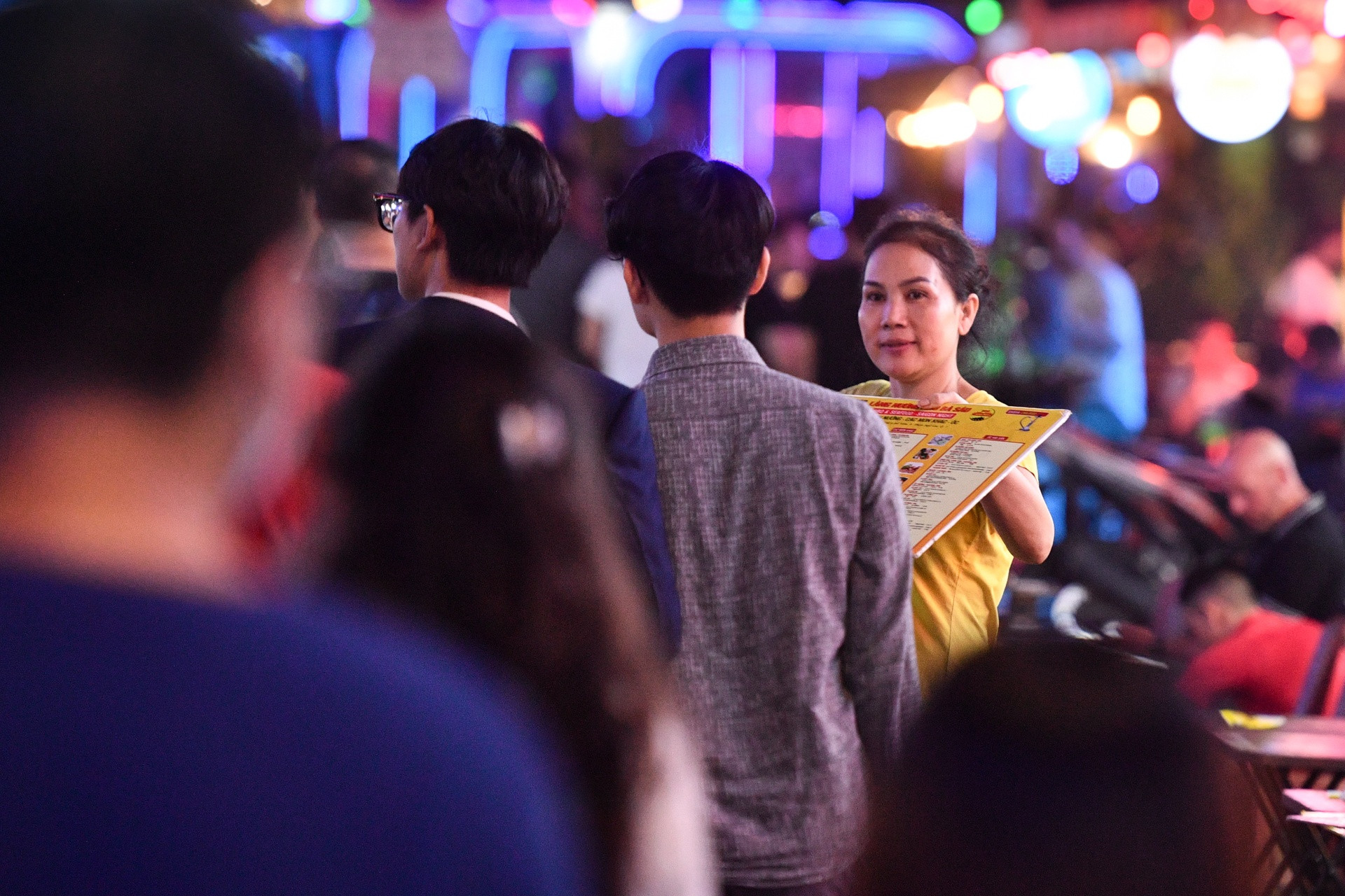 Pho Bui Vien dong nghit nguoi anh 7