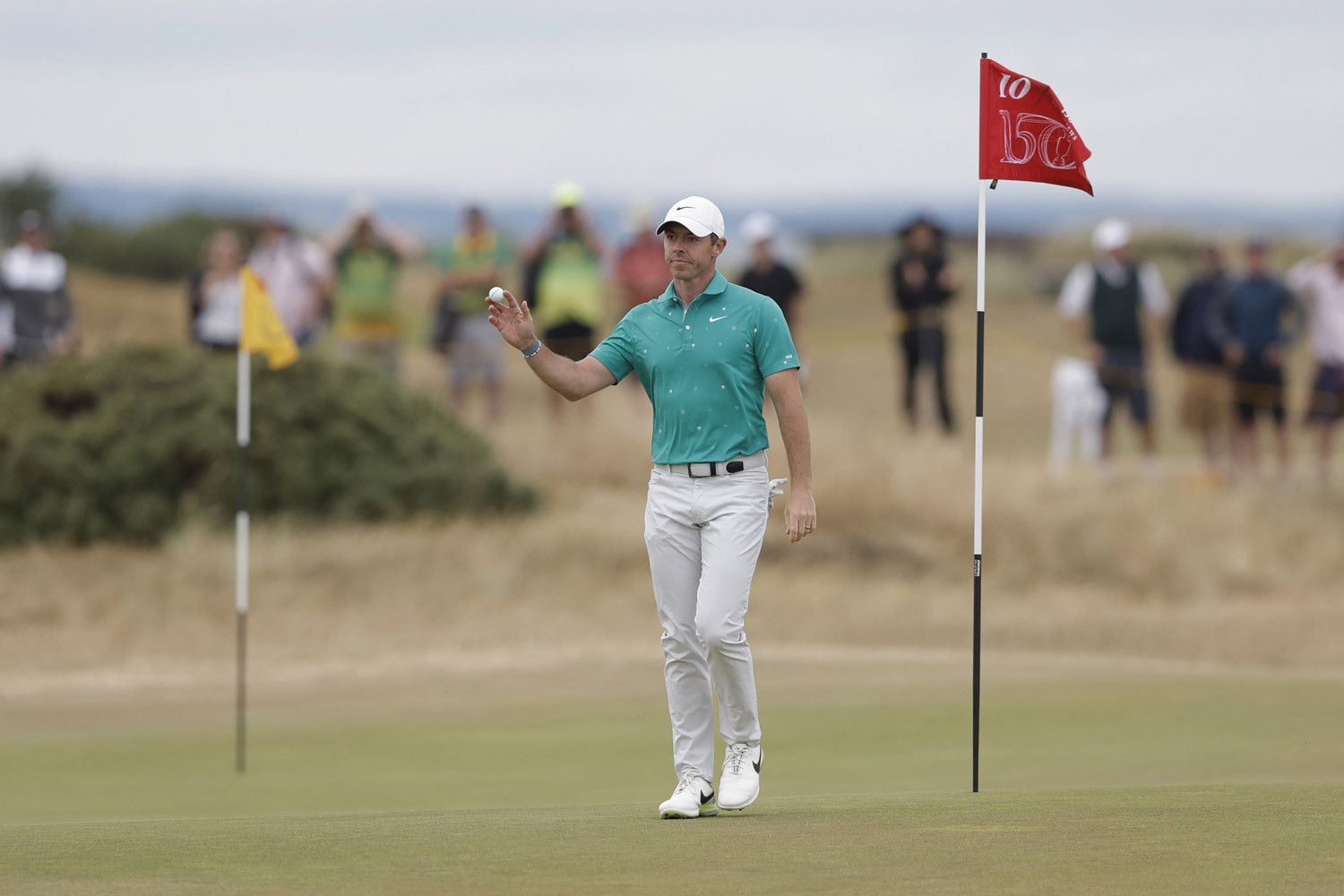 Rory McIlroy dẫn đầu vòng 3 The Open Championship