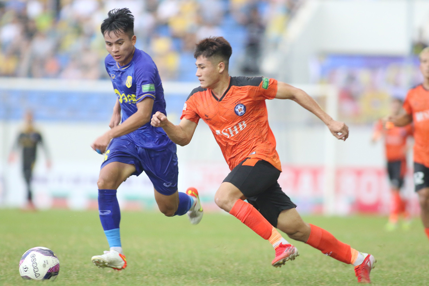 Video bàn thắng SHB Đà Nẵng 3-1 SLNA: Xứ Nghệ mất ngôi đầu