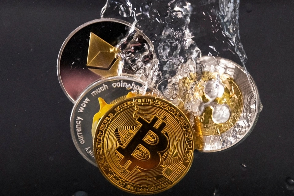 Đằng sau sự sụp đổ của công ty cho vay tiền mã hóa tỷ USD
