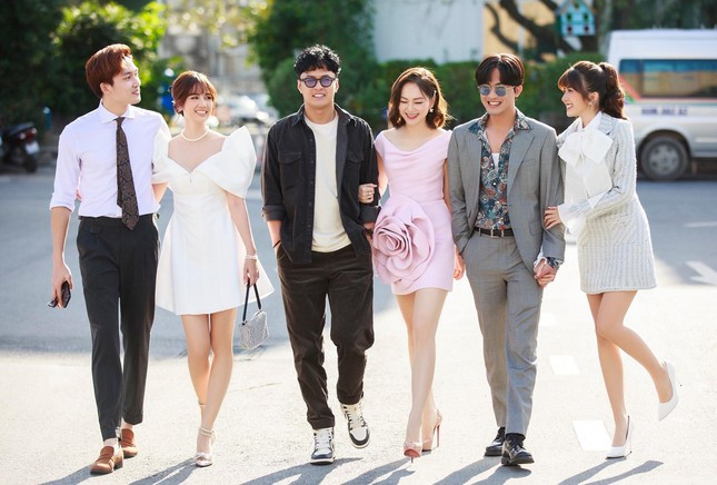 Dàn sao ‘Thương ngày nắng về’ liên tục bị hỏi về Hồng Đăng ảnh 2