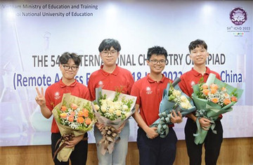 All four Vietnamese students win gold at Int’l Chemistry Olympiad 2022