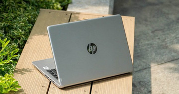 Năm mẫu laptop đang có mức giá rẻ nhất trên thị trường, giảm mạnh tới 64%