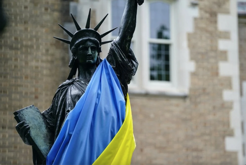 Người Ukraine được tị nạn ở Mỹ như thế nào?