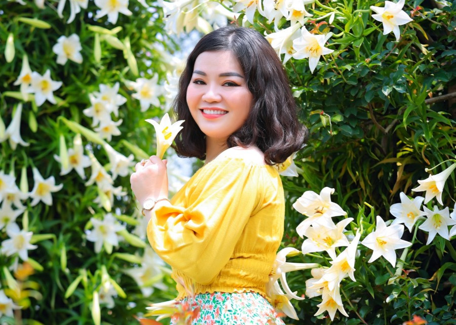 Cô gái khuyết tật tốt nghiệp cử nhân Dược, nỗ lực kiếm tiền để sống tự lập