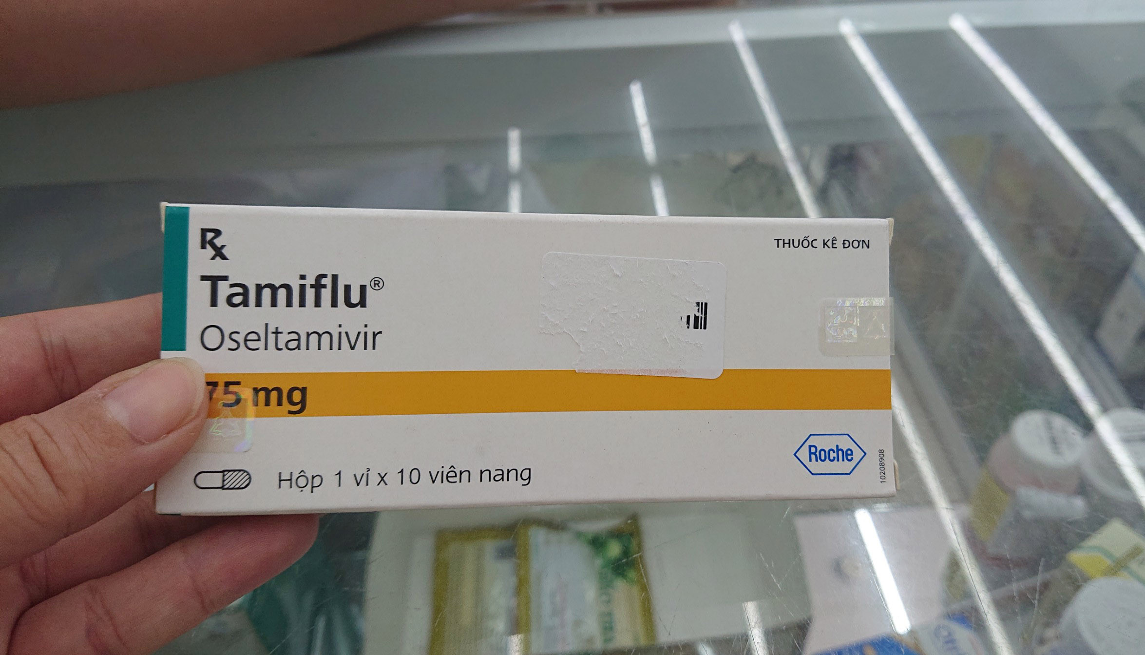 Chi tiền triệu mua Tamiflu trị cúm A, cảnh báo nguy hiểm khi tự ý dùng