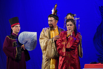 Sử Việt được tái hiện sinh động trên sân khấu