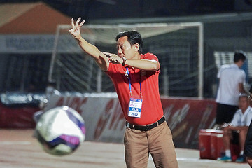 V-League 2022: Ghế cháy và.. ‘cháy’ ghế