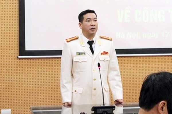 Cựu đại tá Phùng Anh Lê hầu tòa với cáo buộc nhận hối lộ