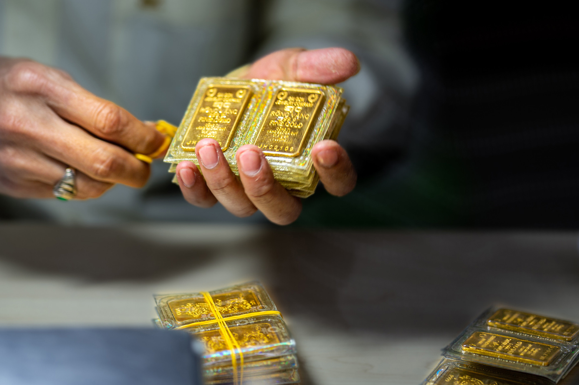 Dân Việt tăng mua vàng, chỉ 3 tháng tiêu thụ 14 tấn