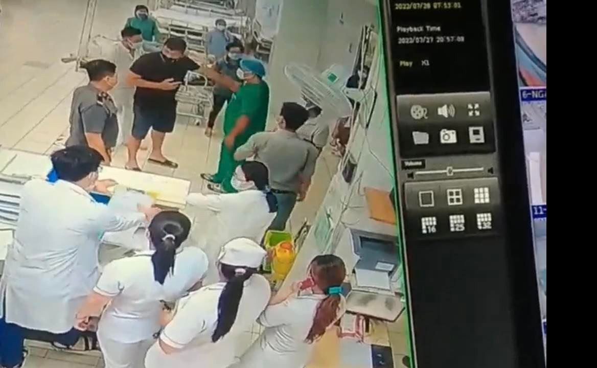 Công bố clip bác sĩ tại TP.HCM bị tấn công, dọa giết