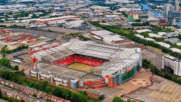 Sân vận động Old Trafford qua ống kính VietNamNet