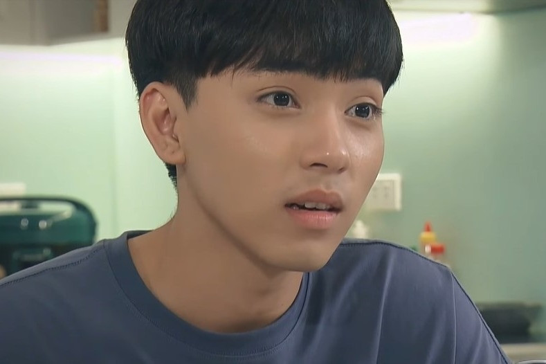'Lối nhỏ vào đời' tập 17, Dũng cảnh cáo bồ nhí của bố