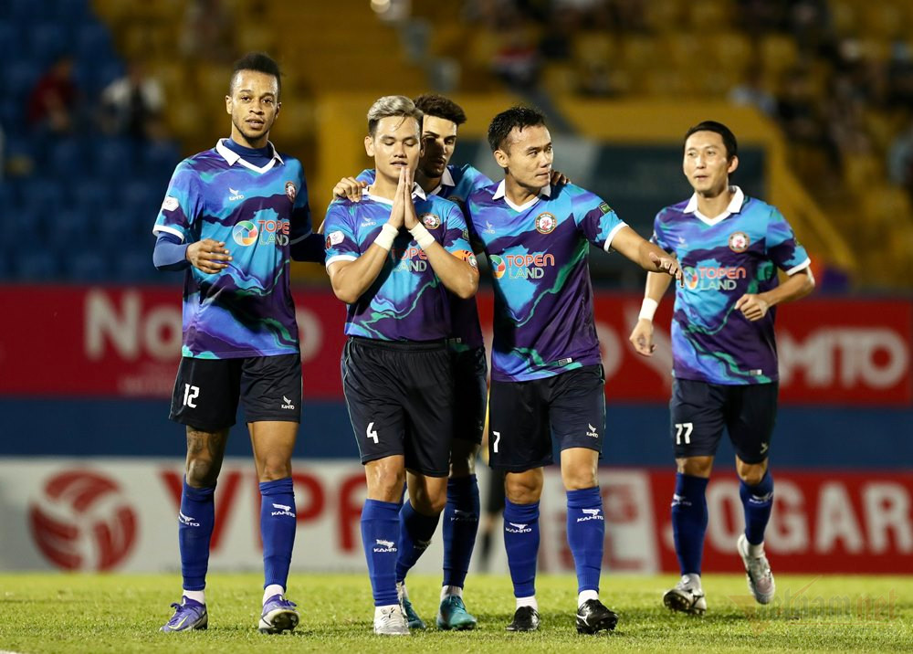 Video bàn thắng Bình Dương 2-3 Bình Định: Rượt đuổi nghẹt thở