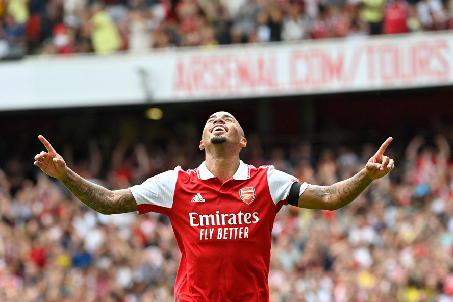 Gabriel Jesus lập hat-trick, Arsenal đè bẹp Sevilla 6-0