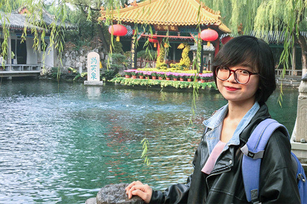 Nữ sinh TP.HCM trúng học bổng toàn phần Đại học Bắc Kinh