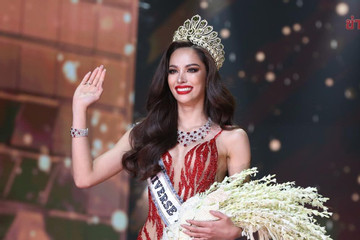 'Hoa hậu đến từ bãi rác' đăng quang Hoa hậu Hoàn vũ Thái Lan 2022