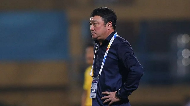 HLV Trương Việt Hoàng nói gì sau trận thua sốc của Viettel?