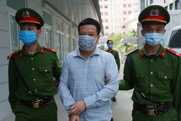 Hà Văn Thắm lần thứ 3 nhận án tù