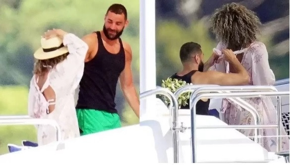 Benzema yêu bồ cũ của Justin Bieber và rapper gốc Việt