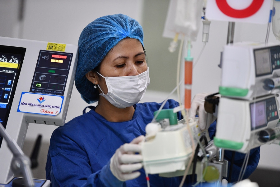 1.000 điều dưỡng, 500 bác sĩ ở TP.HCM nghỉ việc trong 1,5 năm