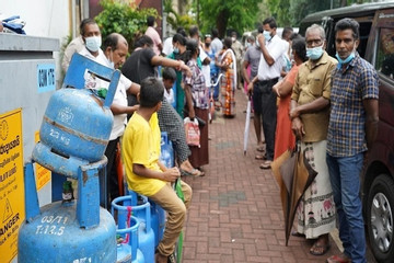 Nguyên nhân khiến Sri Lanka rơi vào cảnh vỡ nợ