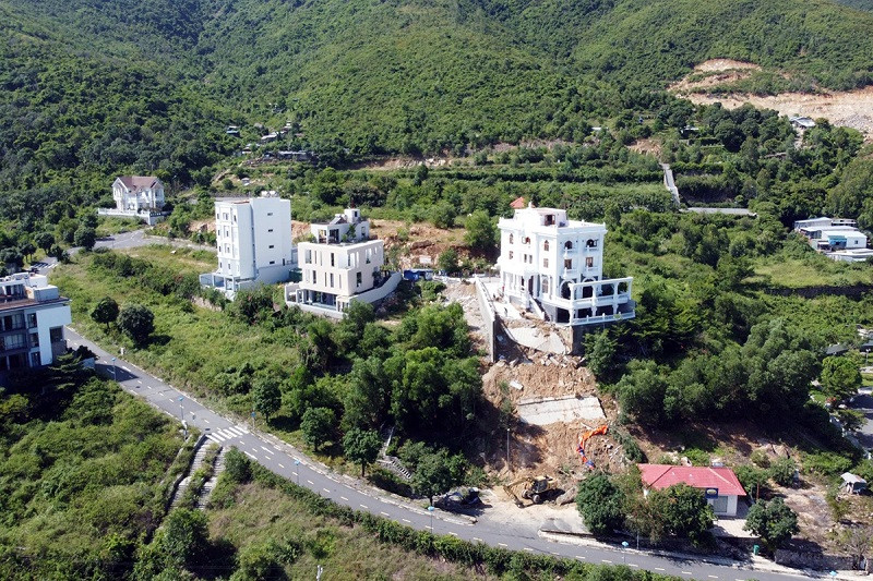 Biệt thự xây sai phép ở Nha Trang bị buộc tháo dỡ