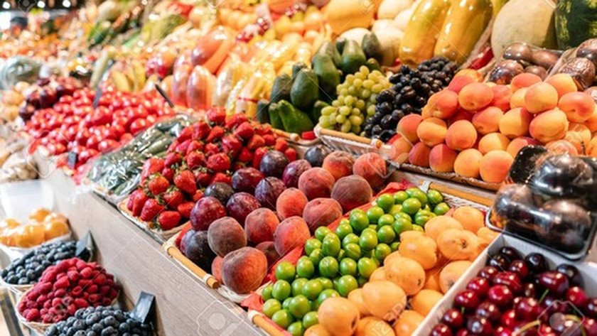 Fruits from foreign countries imported into Vietnam leading to fierce competition with local ones ảnh 1