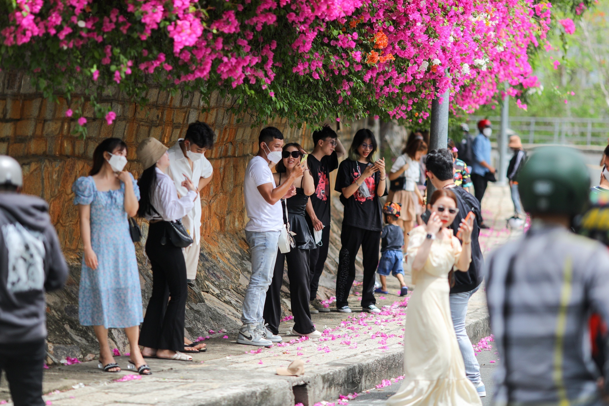 Du lich theo review anh 6