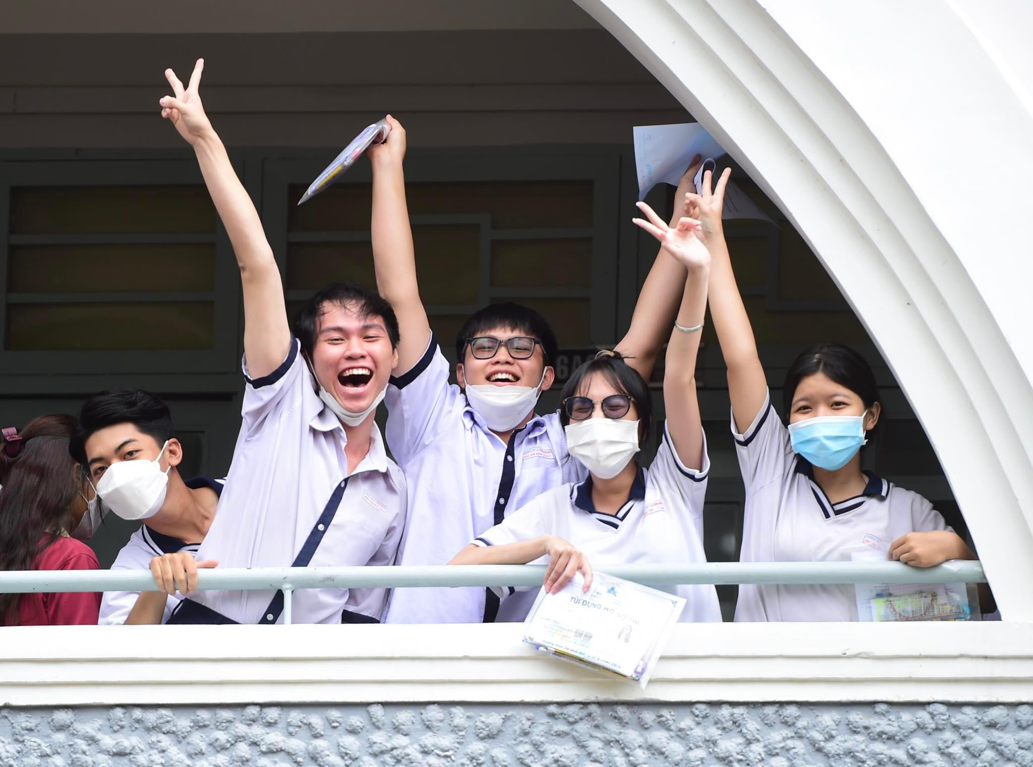 Đề thi Ngữ văn nhẹ nhàng và 'tốt hơn năm trước'