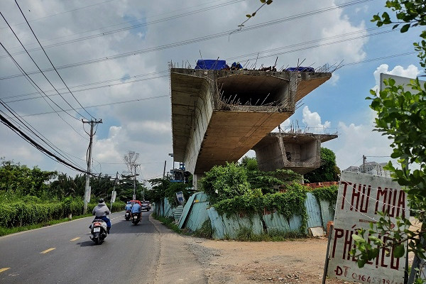 Nguồn tiền hơn 300 nghìn tỷ ách tắc, loạt dự án trọng điểm ngưng trệ